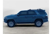 $29200 : Toyota 4Runner 2021 4x4 TRD thumbnail