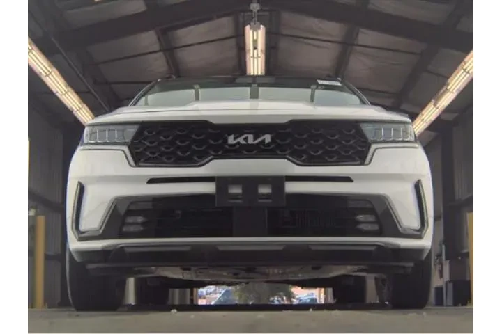 Kia Sorento 2022 EX 4dr SUV image 3
