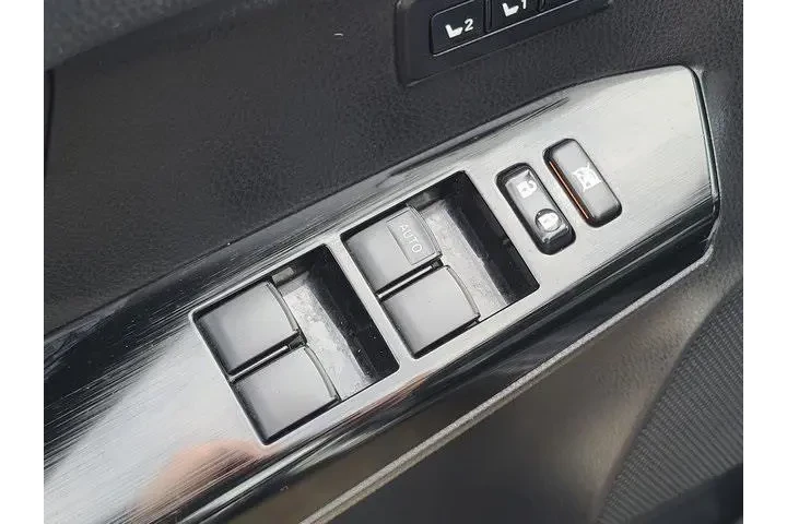 $17377 : Toyota RAV4 Hybrid 2018 AWD image 10