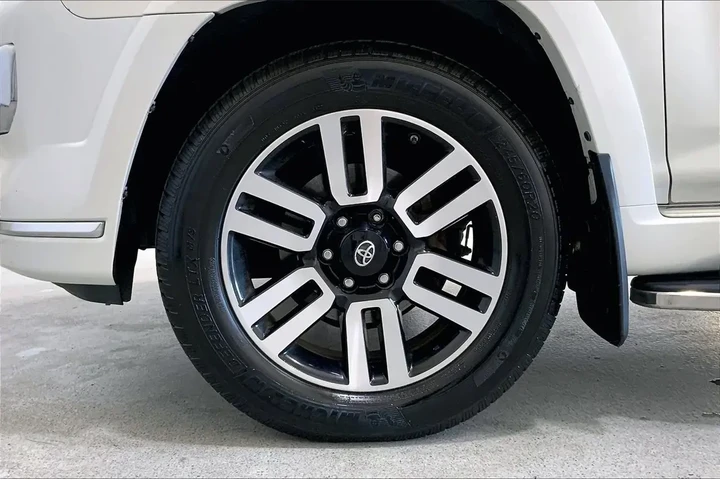 $21992 : Toyota 4Runner 2016 4x2 Limi image 8