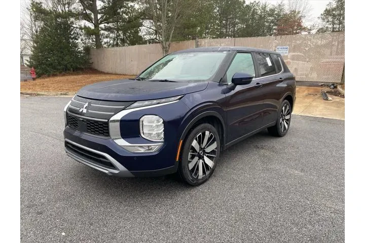 $22720 : Mitsubishi Outlander 2025 SE image 2