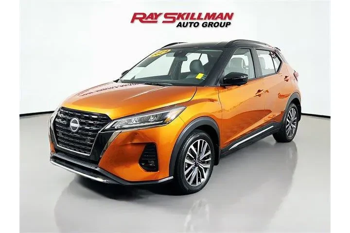 $22769 : Nissan Kicks 2024 SR 4dr Cro image 3
