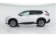 $22998 : Nissan Rogue 2023 AWD SV 4dr thumbnail