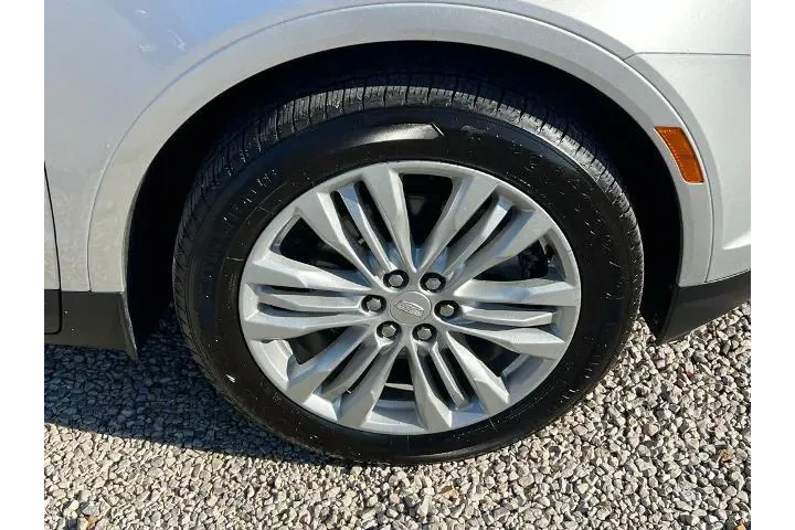 $17200 : Cadillac XT5 2019 Premium Lu image 10