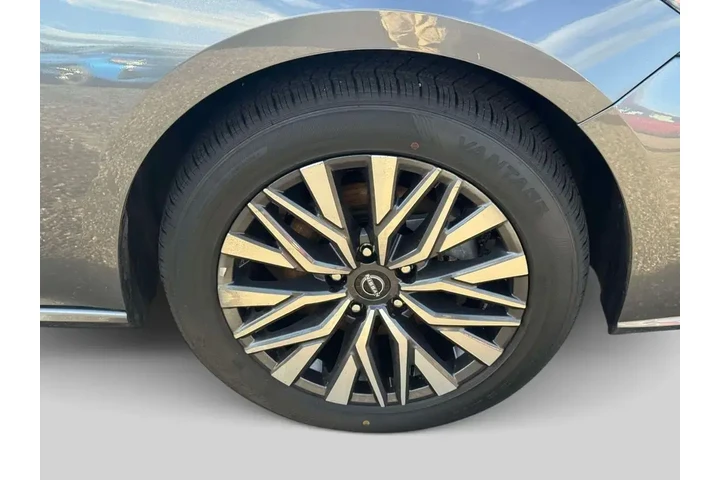 $19995 : Nissan Altima 2025 2.5 SV 4d image 8