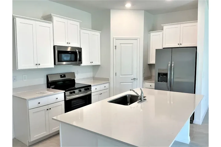 $1099 : House for rent image 5