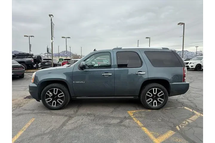 $8990 : GMC Yukon 2008 AWD Denali 4d image 6