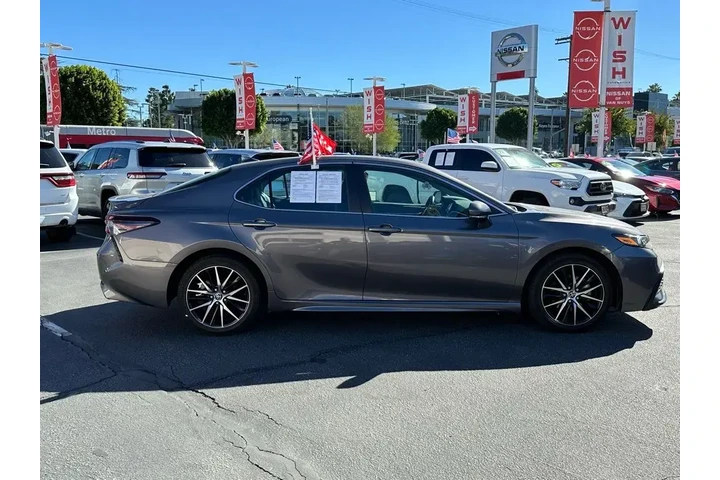 $23998 : Toyota Camry 2023 SE 4dr Sed image 7