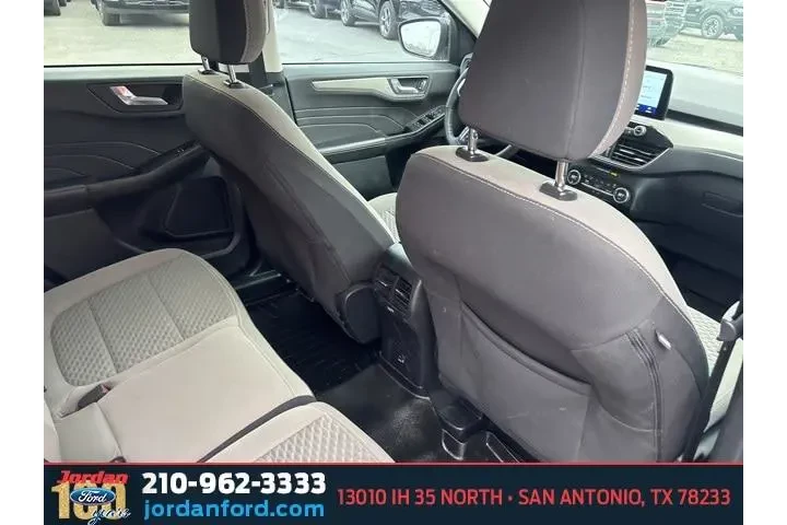 $16975 : Ford Escape 2021 AWD SE 4dr image 8