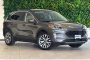 $26510 : Ford Escape 2022 AWD Titaniu thumbnail