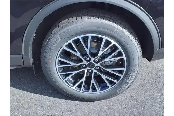 $26999 : Ford Escape Plug-In Hybrid 2 image 6