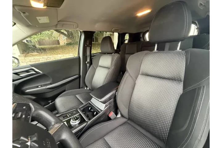 $15999 : 2022 Outlander ES image 6