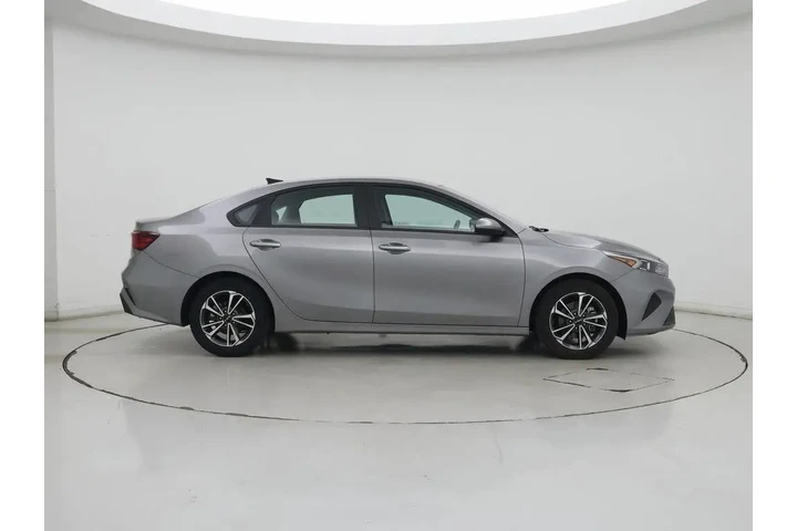 $18998 : Kia Forte 2024 LXS 4dr Sedan image 7