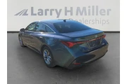 Toyota Avalon Hybrid 2020 XL thumbnail