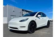 $27997 : Tesla Model Y 2021 AWD Long thumbnail