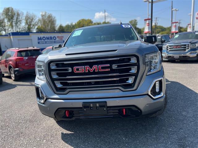 $31990 : 2020 GMC Sierra 1500 image 9