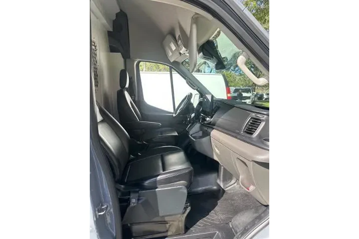 $29900 : Ford Transit 2022 250 3dr LW image 5