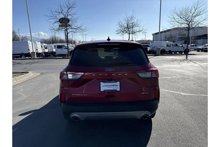 $24418 : Ford Escape 2022 AWD Titaniu image 4
