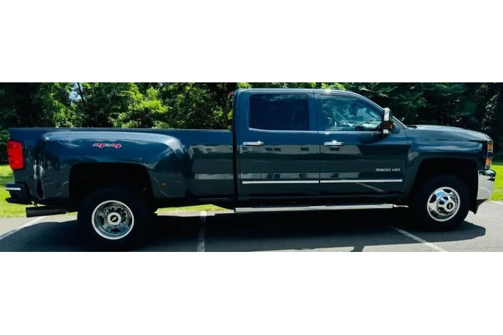 $50000 : 2017 Silverado 3500HD LTZ image 4