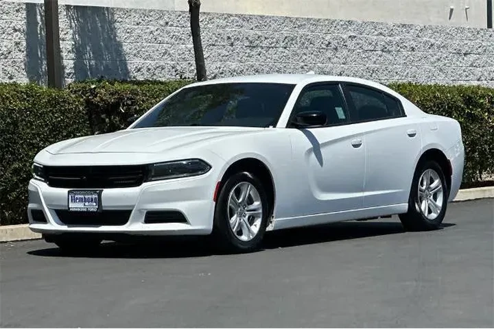 $19955 : Dodge Charger 2023 SXT 4dr S image 8