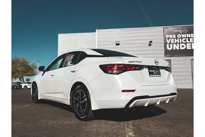 $18997 : Nissan Sentra 2024 SV 4dr Se image 5