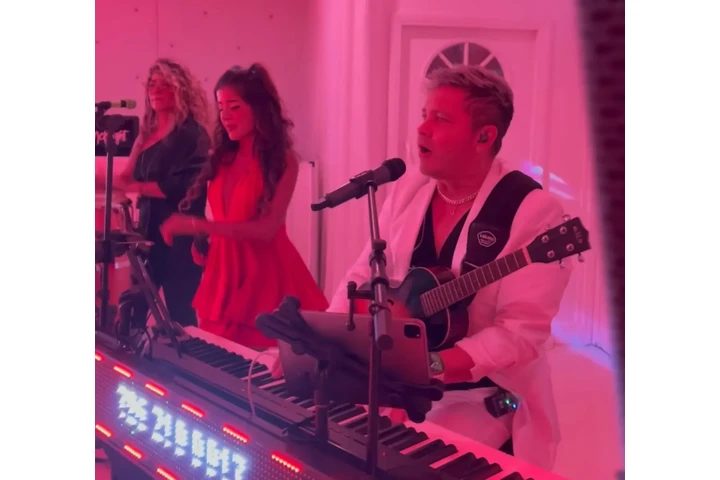 Richard Gonzalez music & 5pa image 4