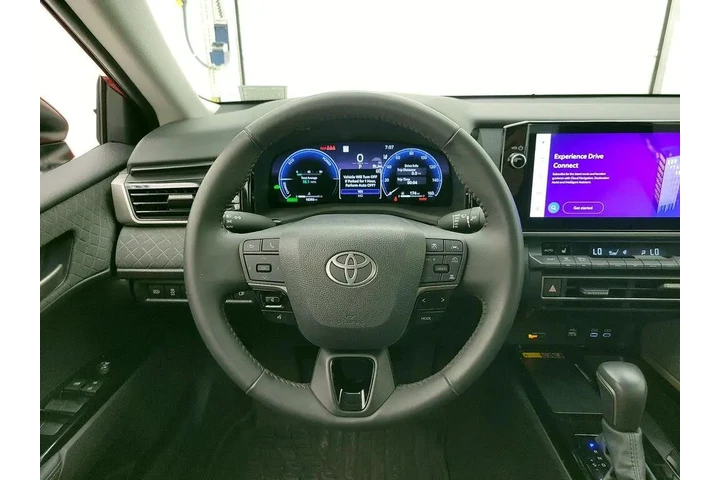 $32998 : Toyota Camry 2025 XLE 4dr Se image 10