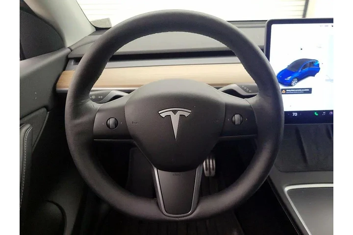 $27998 : Tesla Model Y 2021 AWD Long image 10