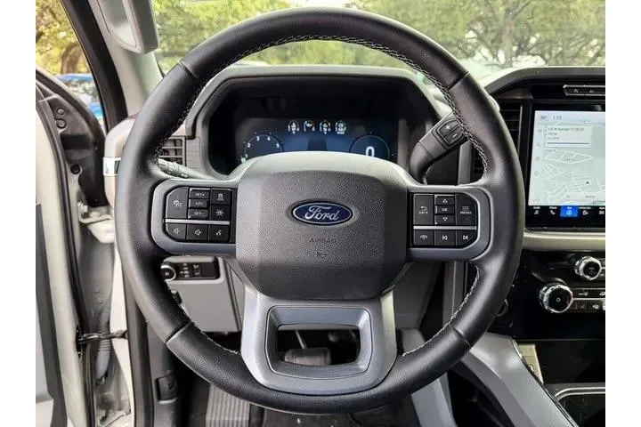 $39484 : Ford F-150 2024 4x2 XLT 4dr image 9