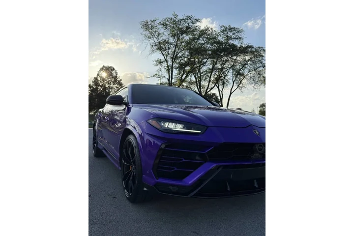 $239991 : 2022 Urus image 8