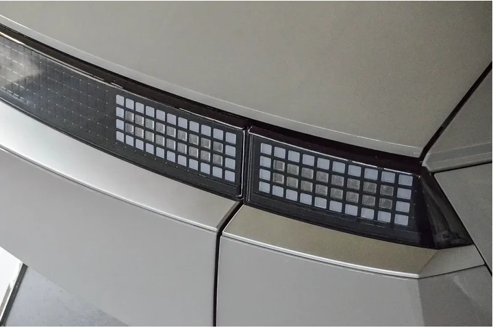 $34995 : Hyundai IONIQ 5 2026 SE 4dr image 7