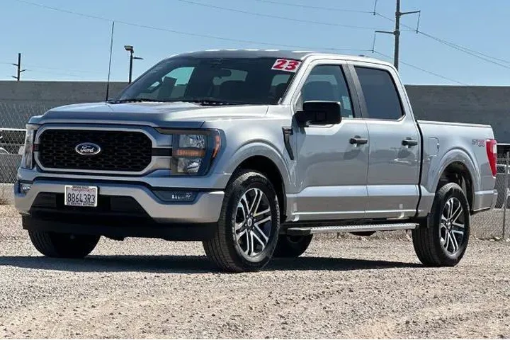 $35995 : Ford F-150 2023 4x2 XL 4dr S image 9