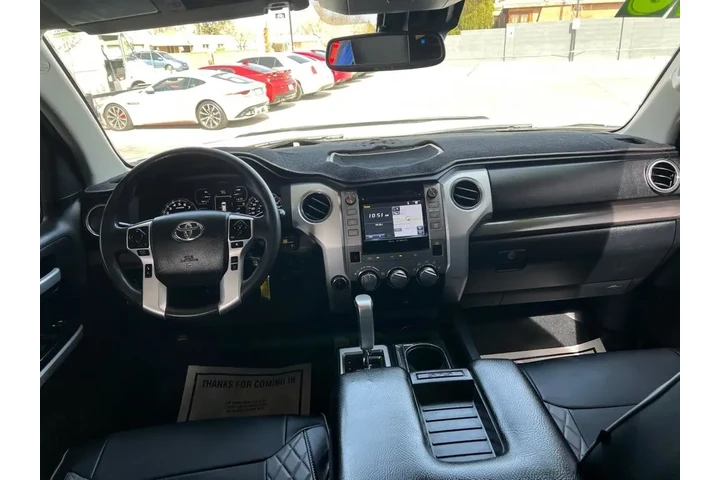 2018 Tundra SR5 5.7L V8 FFV C image 9