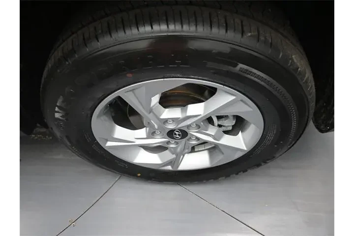 $16423 : Hyundai TUCSON 2022 AWD SEL image 9