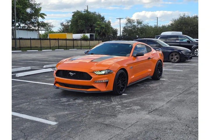 $20900 : *2020 FORD MUSTANG* image 4