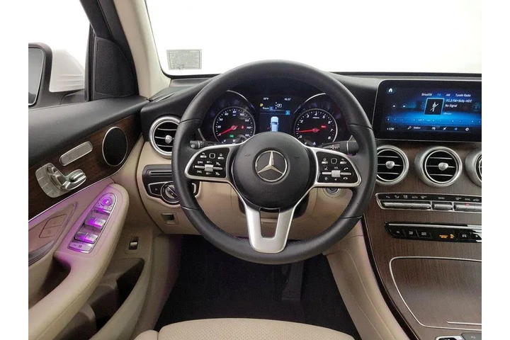 $28998 : Mercedes-Benz GLC 2022 AWD G image 10
