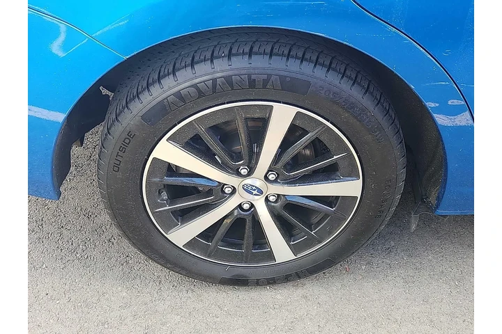 $15995 : Subaru Impreza 2021 AWD Prem image 4