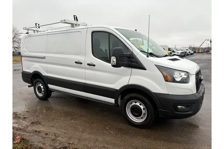 $32546 : Ford Transit 2023 250 3dr LW image 6