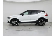 $29998 : Volvo XC40 2022 AWD T5 R-Des thumbnail