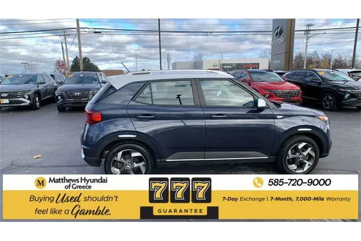 $17990 : Hyundai VENUE 2024 Limited 4 image 6