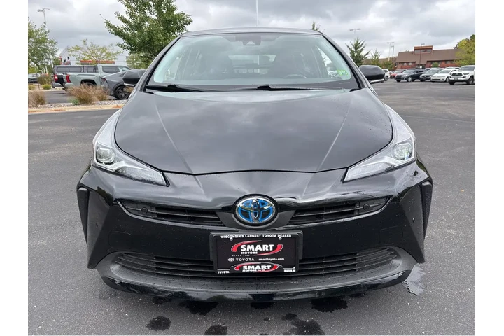 $15997 : 2019 Prius Limited image 9