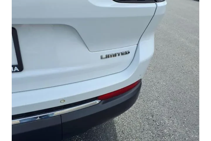 $29500 : Jeep Grand Cherokee L 2022 4 image 5