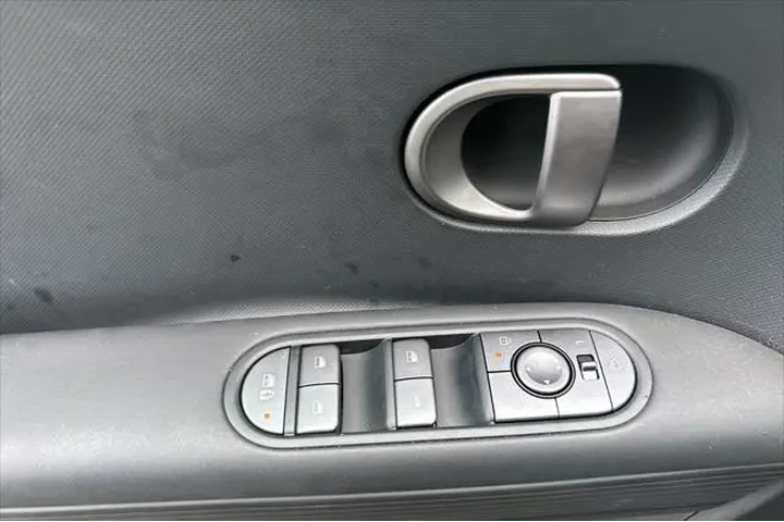 $39644 : Hyundai IONIQ 5 2025 SEL 4dr image 10