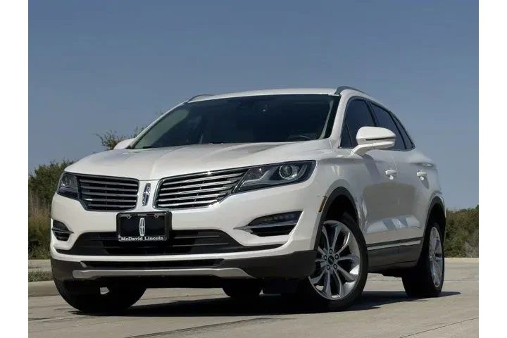 Lincoln MKC 2018 Select 4dr image 2