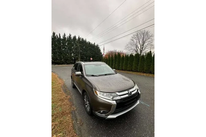 $9495 : Mitsubishi Outlander 2017 AW image 3