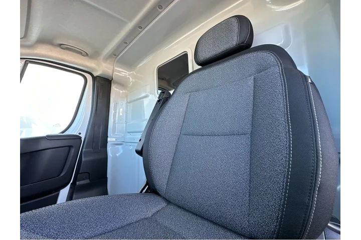 $35777 : 2024 ProMaster Cargo Van Trad image 8