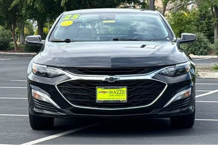 $20982 : Chevrolet Malibu 2025 RS 4dr image 7