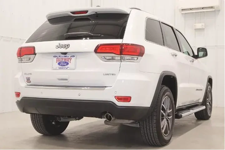 $23500 : Jeep Grand Cherokee 2020 4x4 image 7