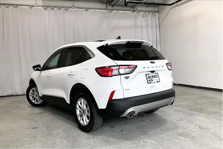 $20551 : Ford Escape 2022 SE 4dr SUV image 5