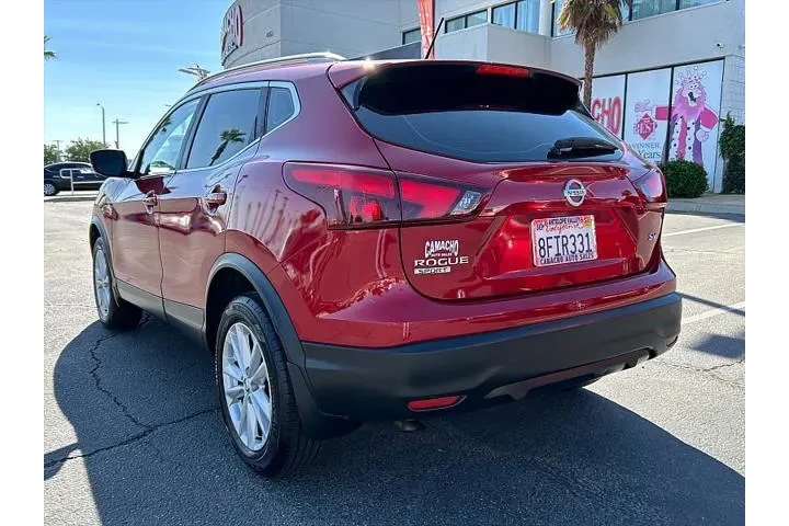 $16995 : Nissan Rogue Sport 2018 S 4d image 6